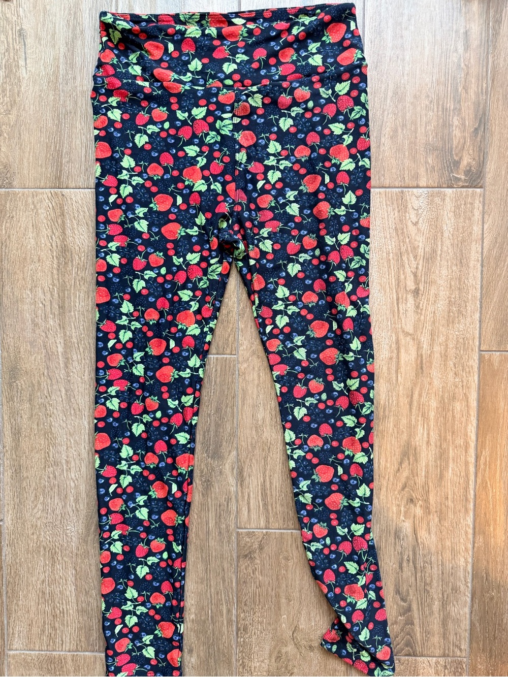 LuLaRoe Navy Leggings with Red Strawberry & Green Leaf Print